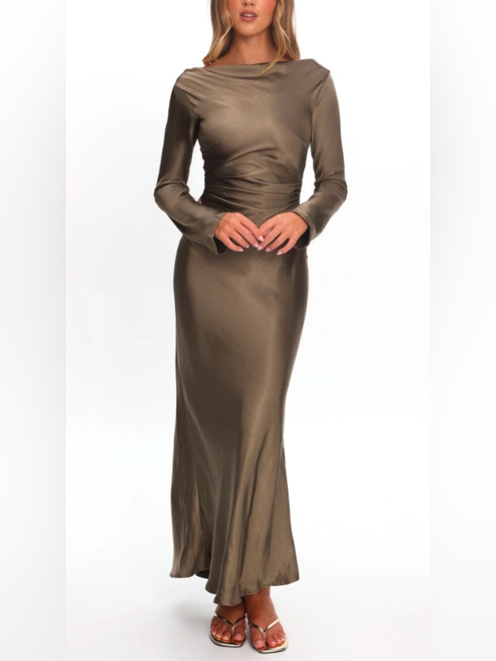 NWT SOLD OUT Selfie Leslie Olive Loveland Cowl Back Long Sleeve Midi Dress Olive